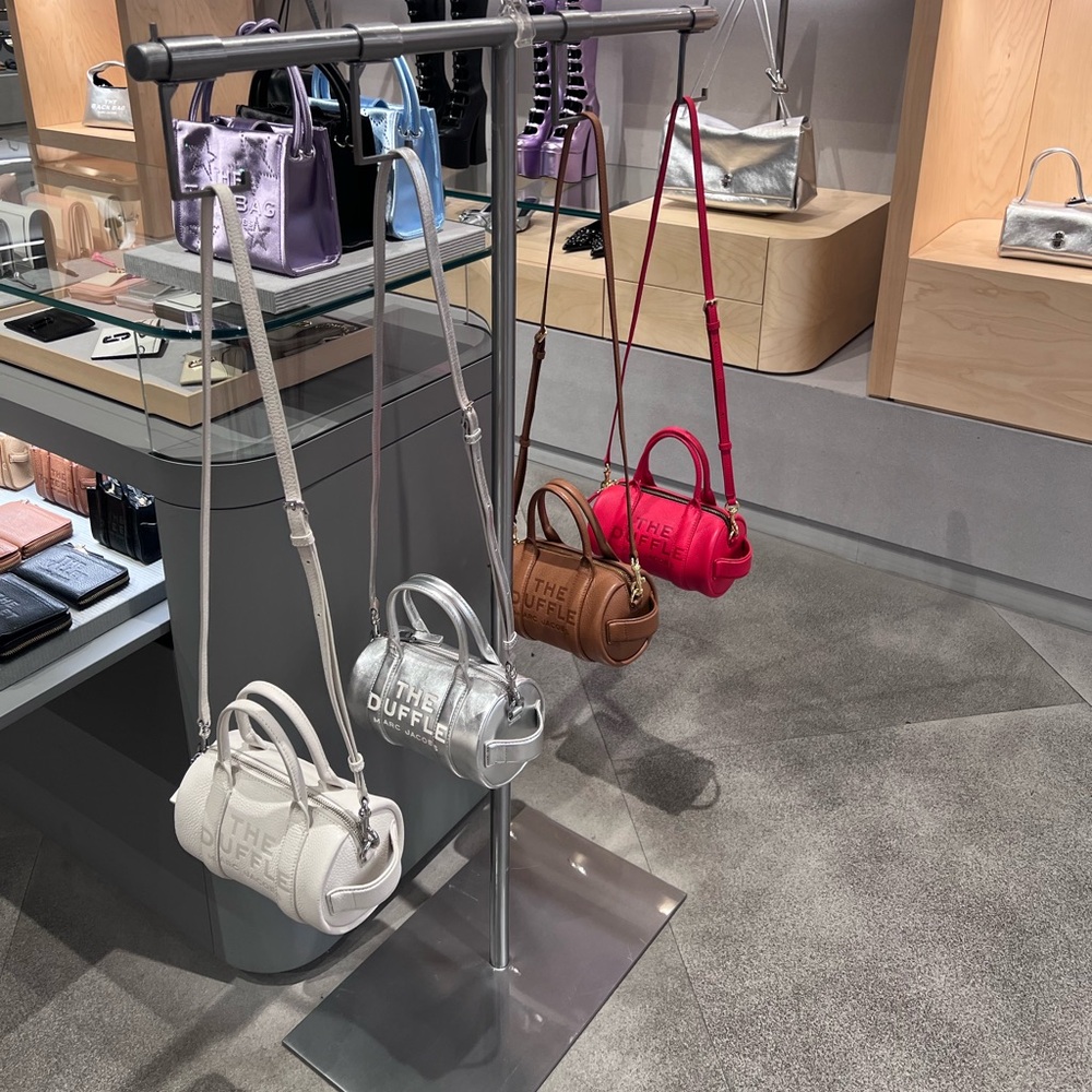 MARC JACOBS MINI DUFFLE - Picture 4 of 16
